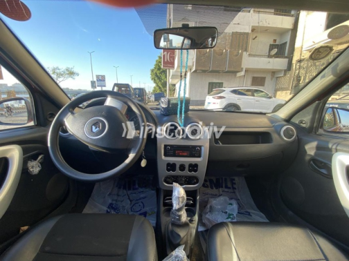 Renault Sandero Step Way 2013 Red Manual Used for Sale in Sohag - 7