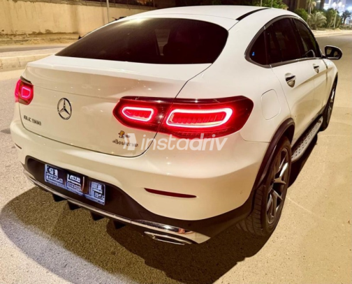 مرسيدس GLC 300 2020 أبيض أوتوماتيك مستعملة للبيع في القاهرة - 7