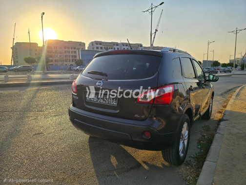 Nissan Qashqai 2014 Purple Automatic Used for Sale in Greater Cairo ( Cairo + Giza) - 2
