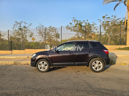 Nissan Qashqai 2014 Purple Automatic Used for Sale in Greater Cairo ( Cairo + Giza) - 7