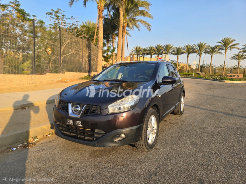 Nissan Qashqai 2014 Purple Automatic Used for Sale in Greater Cairo ( Cairo + Giza) - 8