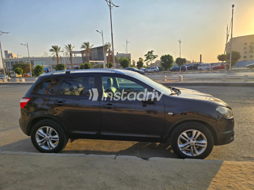 Nissan Qashqai 2014 Purple Automatic Used for Sale in Greater Cairo ( Cairo + Giza) - 10