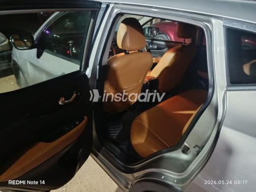 Nissan Qashqai 2017 Silver Automatic Used for Sale in Hadayek October - 2