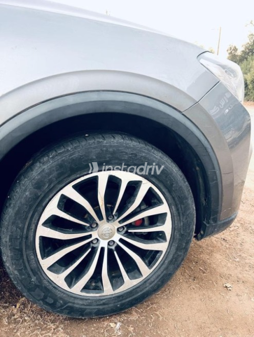 Brilliance V6 2019 Dark Gray Automatic Used for Sale in Ashmoun - 7
