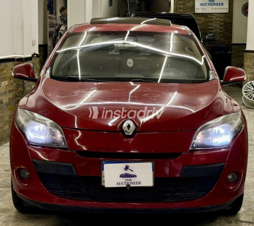 Renault Megane 2010 Red Automatic Used for Sale in Cairo - 1