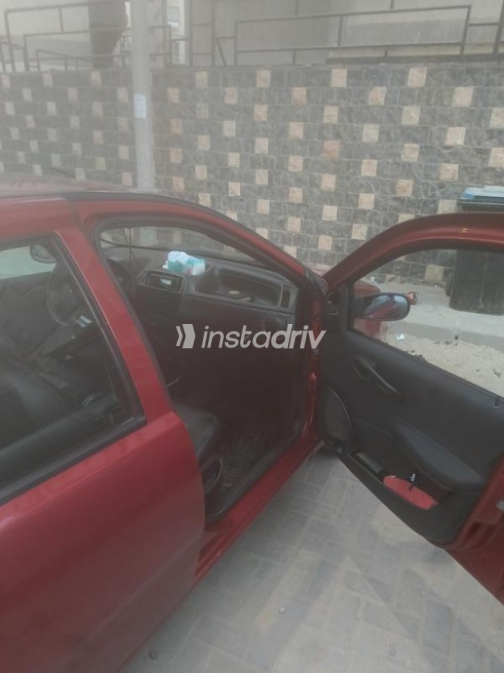 Fiat Punto 2009 Dark Red Manual Used for Sale in Greater Cairo ( Cairo + Giza) - 9