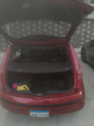 Fiat Punto 2009 Dark Red Manual Used for Sale in Greater Cairo ( Cairo + Giza)