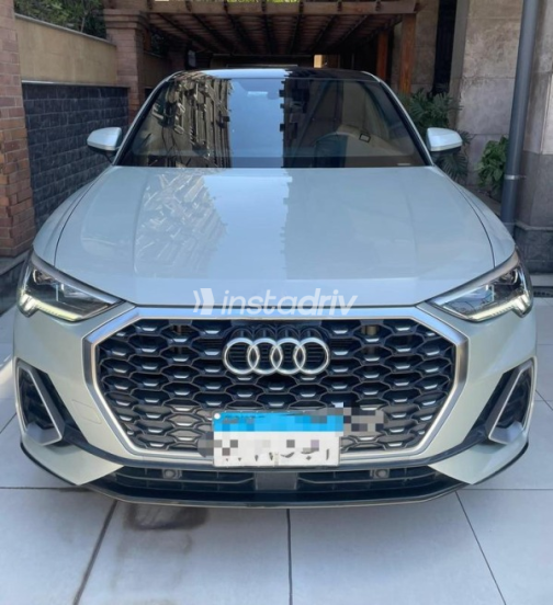 Audi Q3 2022 Champagne Automatic Used for Sale in Giza - 1