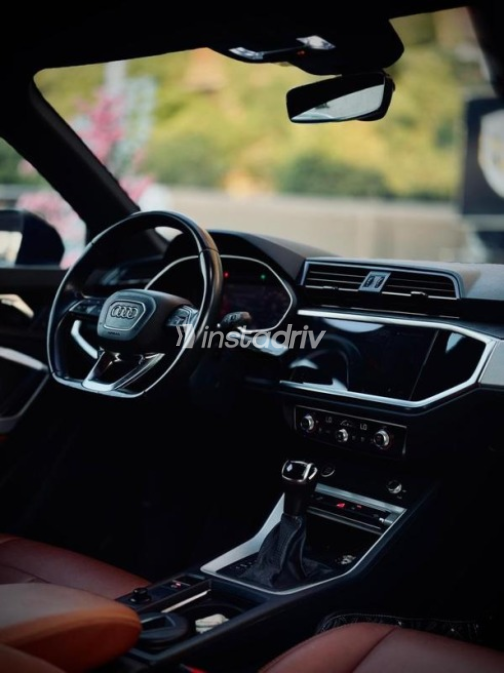 Audi Q3 2022 Champagne Automatic Used for Sale in Giza - 5