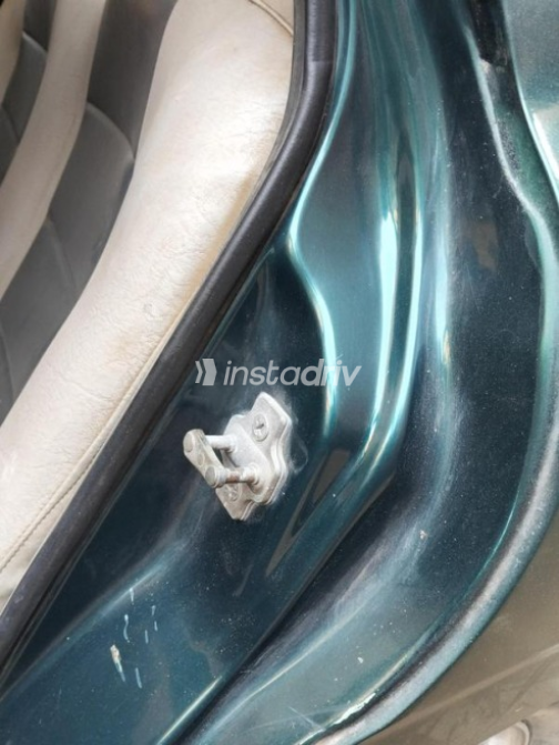 Daewoo Nubira 1 1997 Green Manual Used for Sale in Mit Ghamr - 6