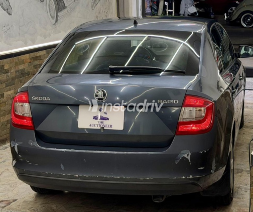 Skoda Rapid 2016 Gray Automatic Used for Sale in Cairo - 5