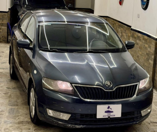 Skoda Rapid 2016 Gray Automatic Used for Sale in Cairo