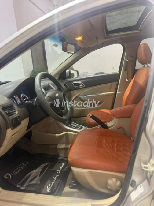 شيفروليه أوبترا 2018 فضي أوتوماتيك مستعملة للبيع في مدينة بدر - 2