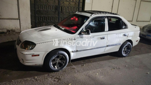 Hyundai Verna 2015 White Manual Used for Sale in Cairo - 3