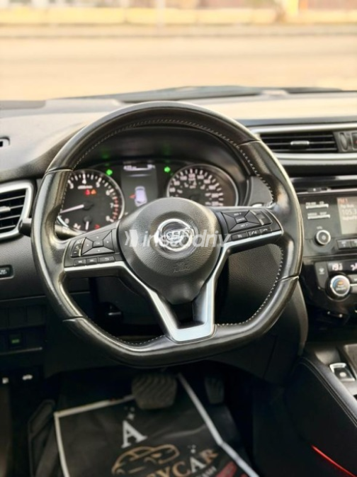 Nissan Qashqai 2019 Dark Blue Automatic Used for Sale in Nasr city - 3