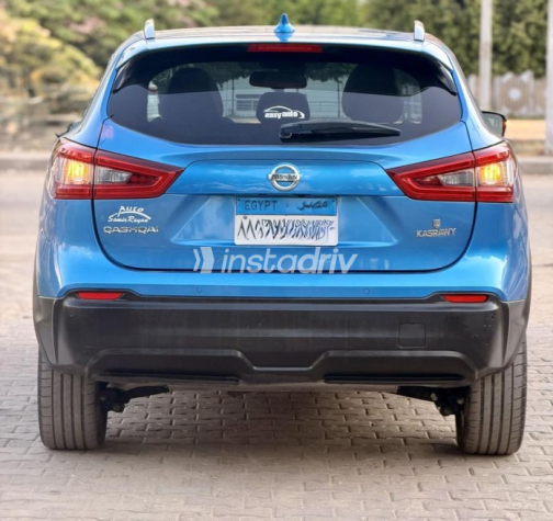 Nissan Qashqai 2019 Dark Blue Automatic Used for Sale in Nasr city - 6