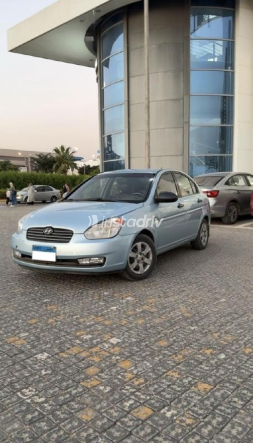 هيونداي اكسنت 2007 سماوي يدوي مستعملة للبيع في الغربية - 1