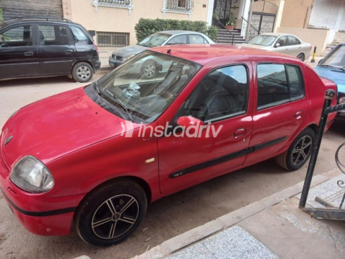 Renault Clio 2002 Red Manual Used for Sale in Mokattam - 5