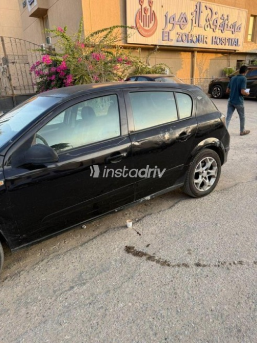 Opel Astra 2007 Black Automatic Used for Sale in 6 October - 3