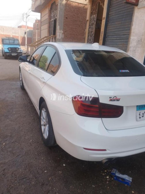 بي ام دبليو 316 2015 أبيض أوتوماتيك مستعملة للبيع في الزقازيق - 3