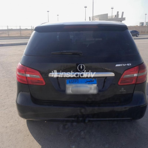 مرسيدس B 180 2014 أسود أوتوماتيك مستعملة للبيع في 6 أكتوبر - 5