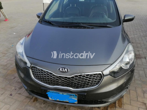 كيا K3 2013 رمادي غامق أوتوماتيك مستعملة للبيع في إمبابة - 6