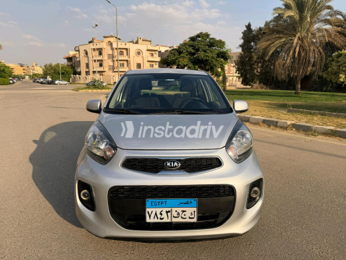 Kia Picanto 2016 Silver Automatic Used for Sale in Greater Cairo ( Cairo + Giza) - 3