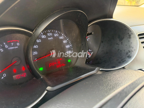 Kia Picanto 2016 Silver Automatic Used for Sale in Greater Cairo ( Cairo + Giza) - 4