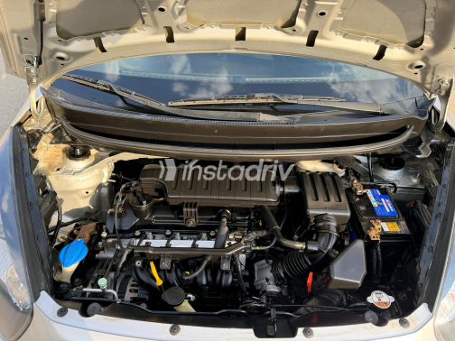 Kia Picanto 2016 Silver Automatic Used for Sale in Greater Cairo ( Cairo + Giza) - 8