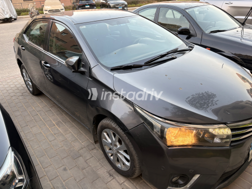 Toyota Corolla 2015 Dark Gray Automatic Used for Sale in Greater Cairo ( Cairo + Giza) - 1
