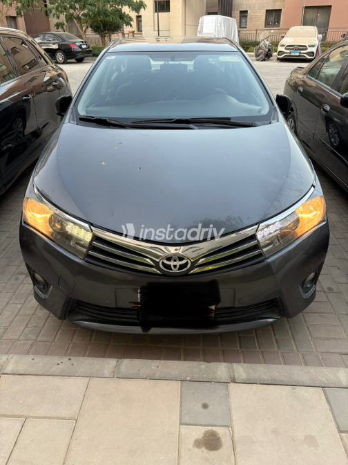 Toyota Corolla 2015 Dark Gray Automatic Used for Sale in Greater Cairo ( Cairo + Giza) - 3
