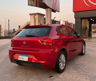 Seat Ibiza 2020 Red Automatic Used for Sale in Greater Cairo ( Cairo + Giza)
