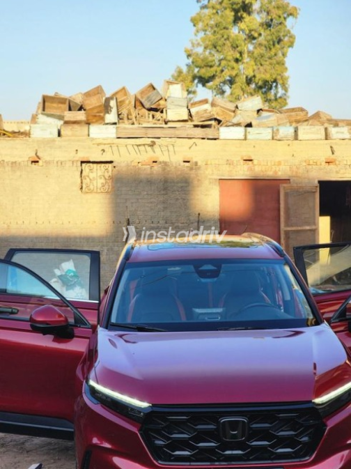 هوندا CRV 2024 أحمر غامق أوتوماتيك مستعملة للبيع في دمياط - 8