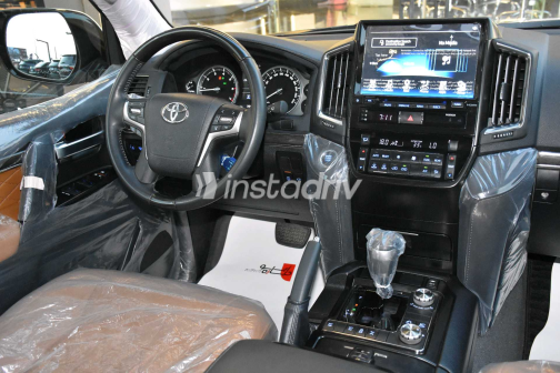 Toyota Land Cruiser 2021 White Automatic Used for Sale in Greater Cairo ( Cairo + Giza) - 4