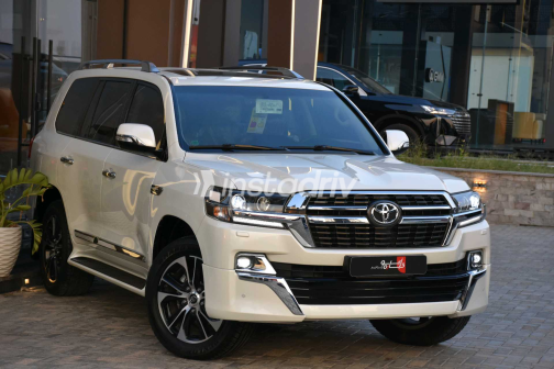Toyota Land Cruiser 2021 White Automatic Used for Sale in Greater Cairo ( Cairo + Giza) - 6