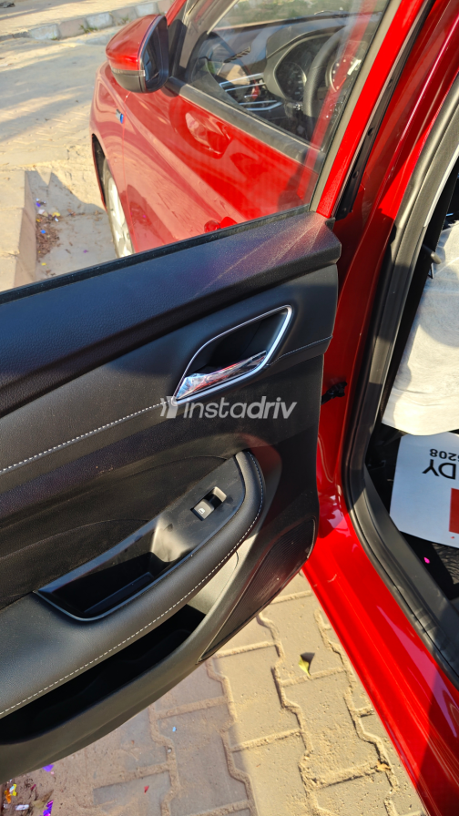 MG 5 2026 Red Automatic Used for Sale in Greater Cairo ( Cairo + Giza) - 10