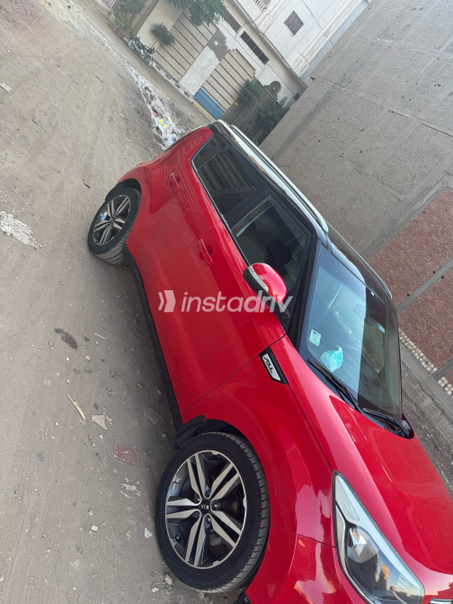 Kia Soul 2018 Red Automatic Used for Sale in Greater Cairo ( Cairo + Giza) - 2