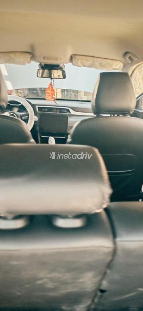 MG ZS 2024 Silver Automatic Used for Sale in Abu Kabir - 3