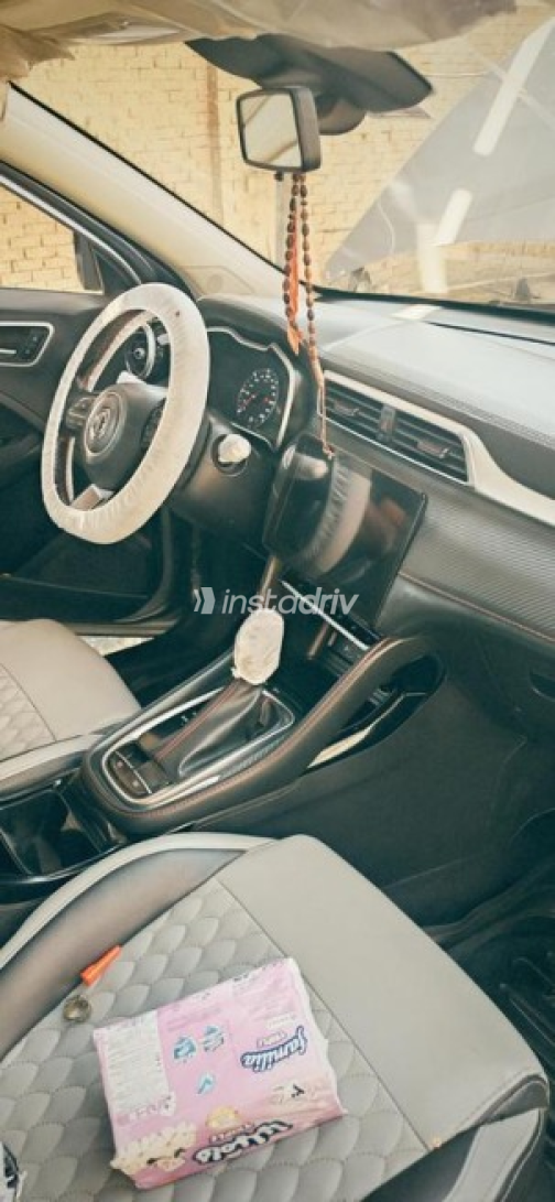 MG ZS 2024 Silver Automatic Used for Sale in Abu Kabir - 5