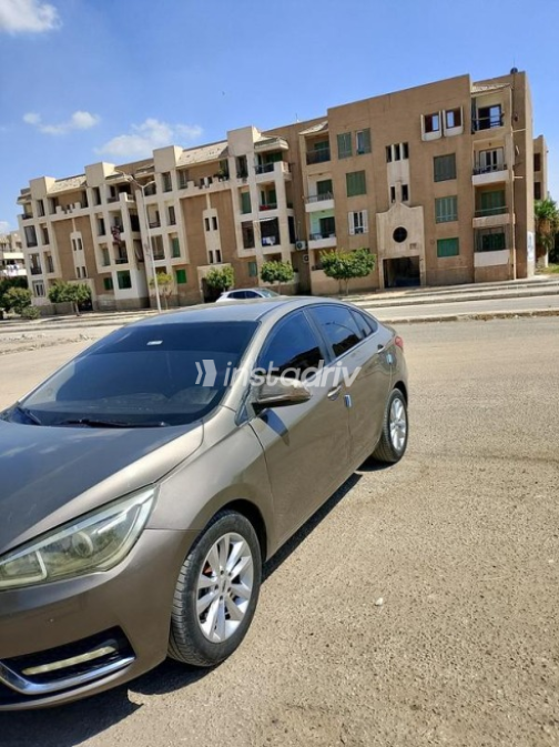 Chery Arrizo 5 2020 Bronze Automatic Used for Sale in 10th of Ramadan - 5