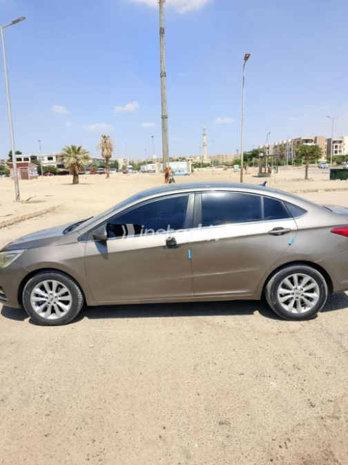 Chery Arrizo 5 2020 Bronze Automatic Used for Sale in 10th of Ramadan - 6