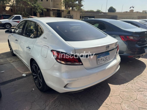 MG 6 2021 White Automatic Used for Sale in Nasr city - 4