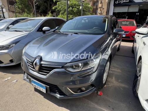 Renault Megane 2021 Gray Automatic Used for Sale in Nasr city - 9