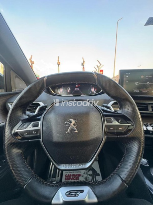 Peugeot 5008 2022 Gray Automatic Used for Sale in Nasr city - 4