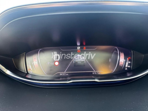 Peugeot 5008 2022 Gray Automatic Used for Sale in Nasr city - 5