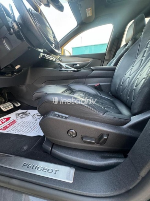 Peugeot 5008 2022 Gray Automatic Used for Sale in Nasr city - 10
