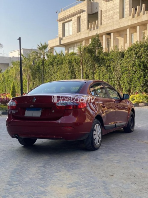 Renault Fluence 2015 Red Automatic Used for Sale in Heliopolis - 6