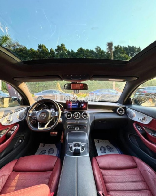 Mercedes C 180 2017 Silver Automatic Used for Sale in Cairo - 7