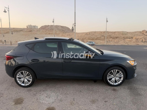 Seat Leon 2026 Black Automatic Used for Sale in Nasr city - 7