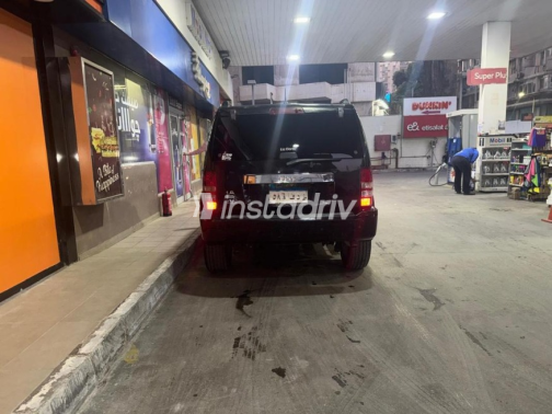 Jeep Cherokee 2012 Black Automatic Used for Sale in Maadi - 10